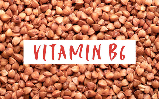 Buchweizenkeime mit dem Wort "Vitamin B6"